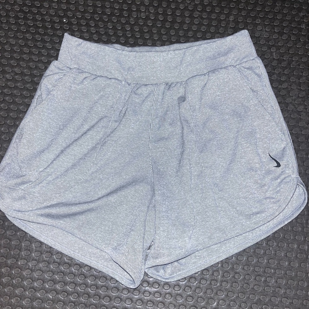 High waisted nike athletic shorts